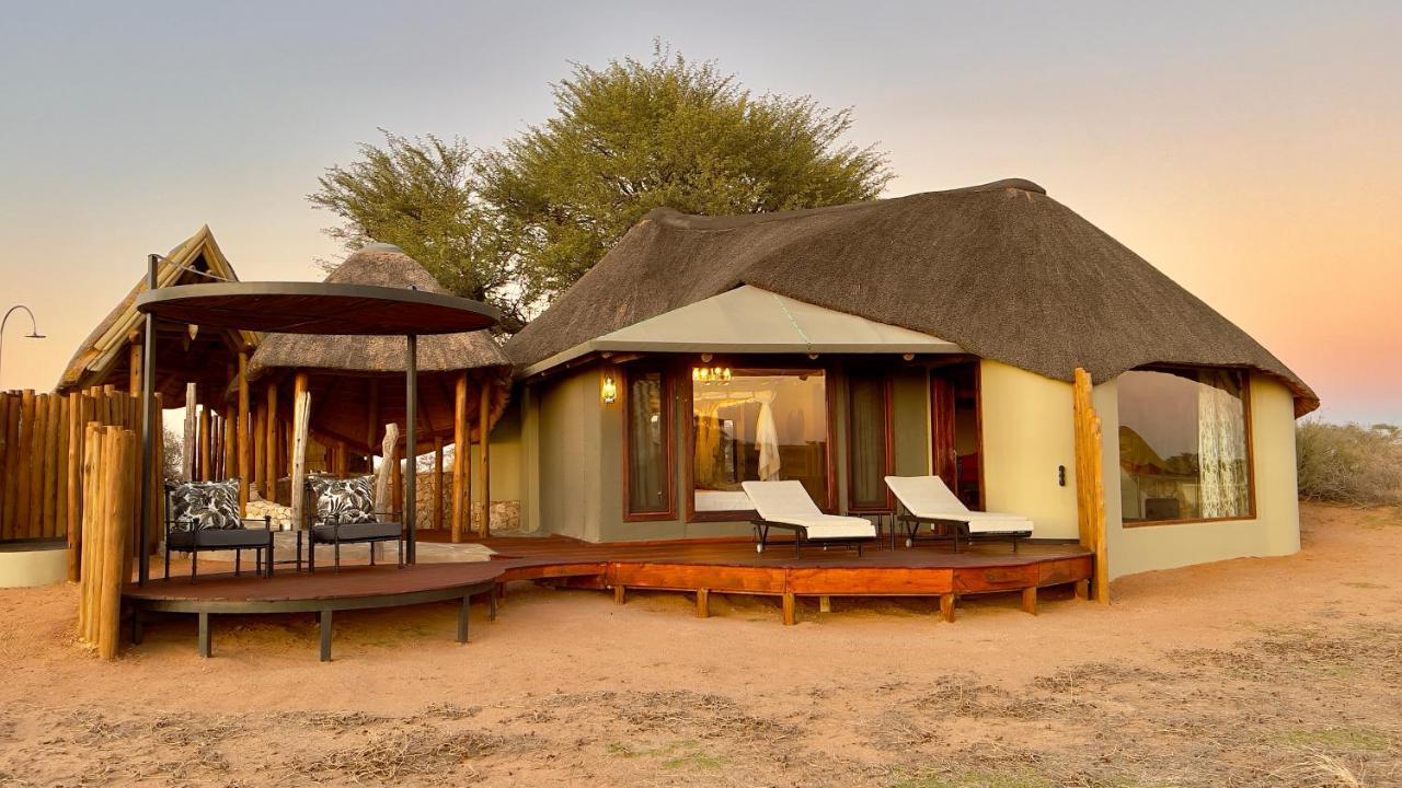 Kalahari Red Dunes Lodge Kalkrand Extérieur photo