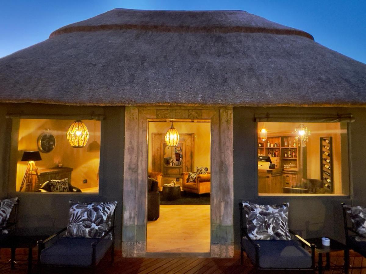 Kalahari Red Dunes Lodge Kalkrand Extérieur photo