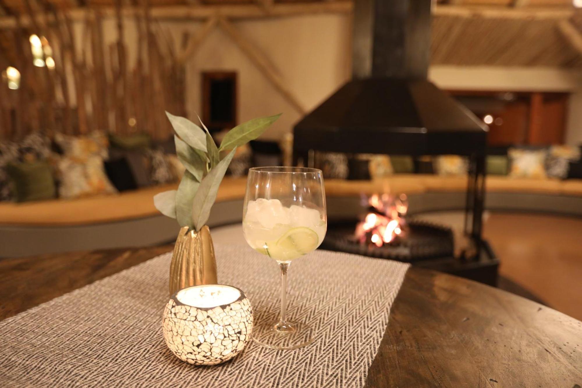 Kalahari Red Dunes Lodge Kalkrand Extérieur photo
