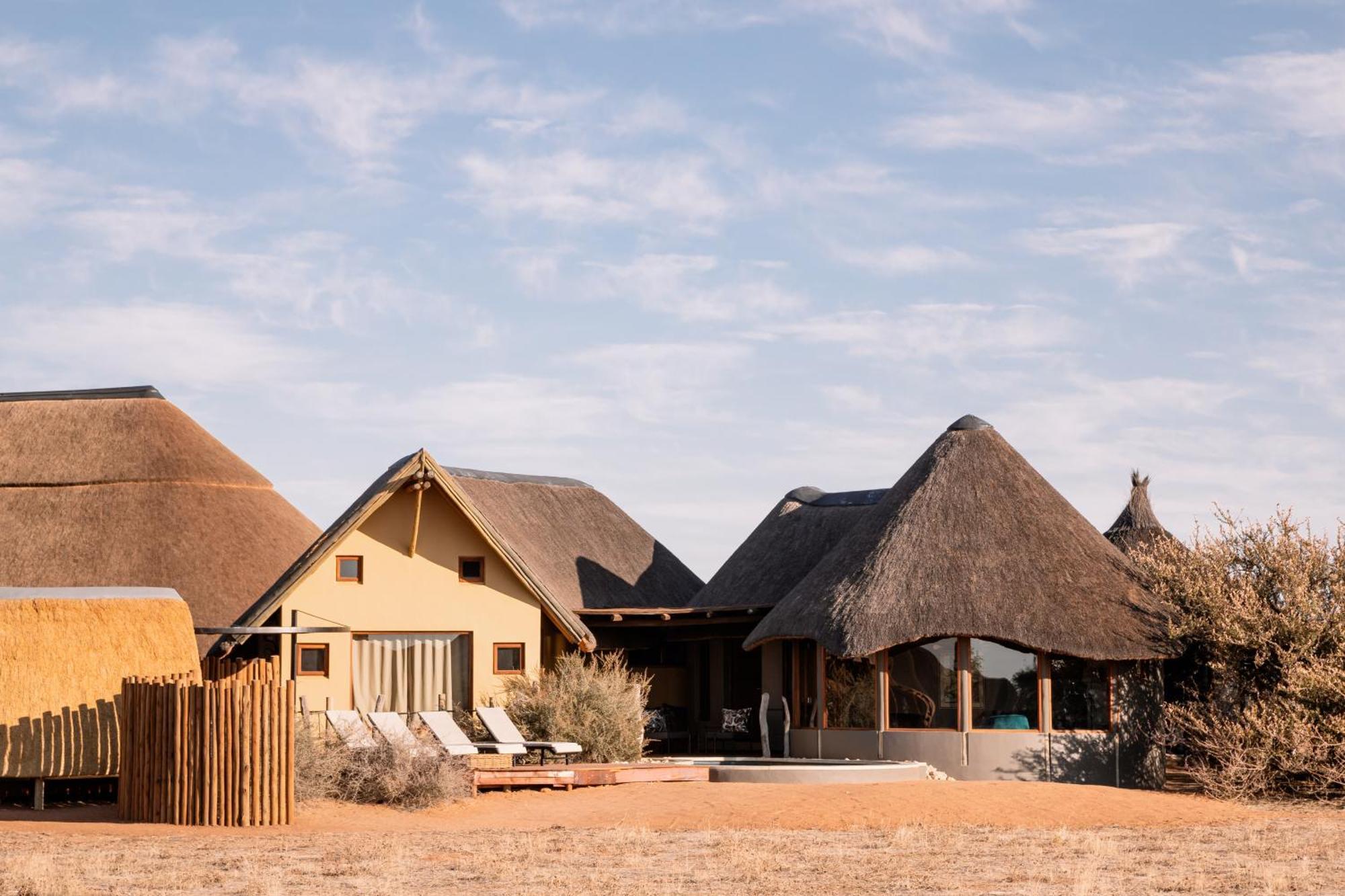 Kalahari Red Dunes Lodge Kalkrand Extérieur photo